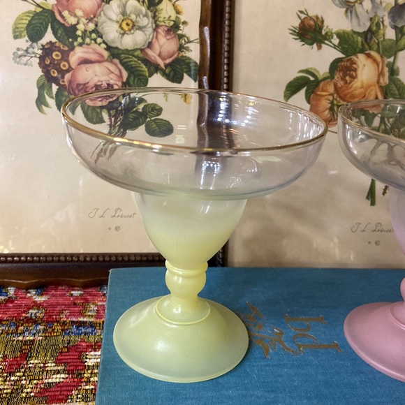 Vintage Blendo martini margarita glasses - Set 2 pink and yellow - Picture 5 of 9